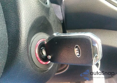 2020 Kia Forte Lxs из США, поврежденный, VIN 3KPF24AD2LE253541